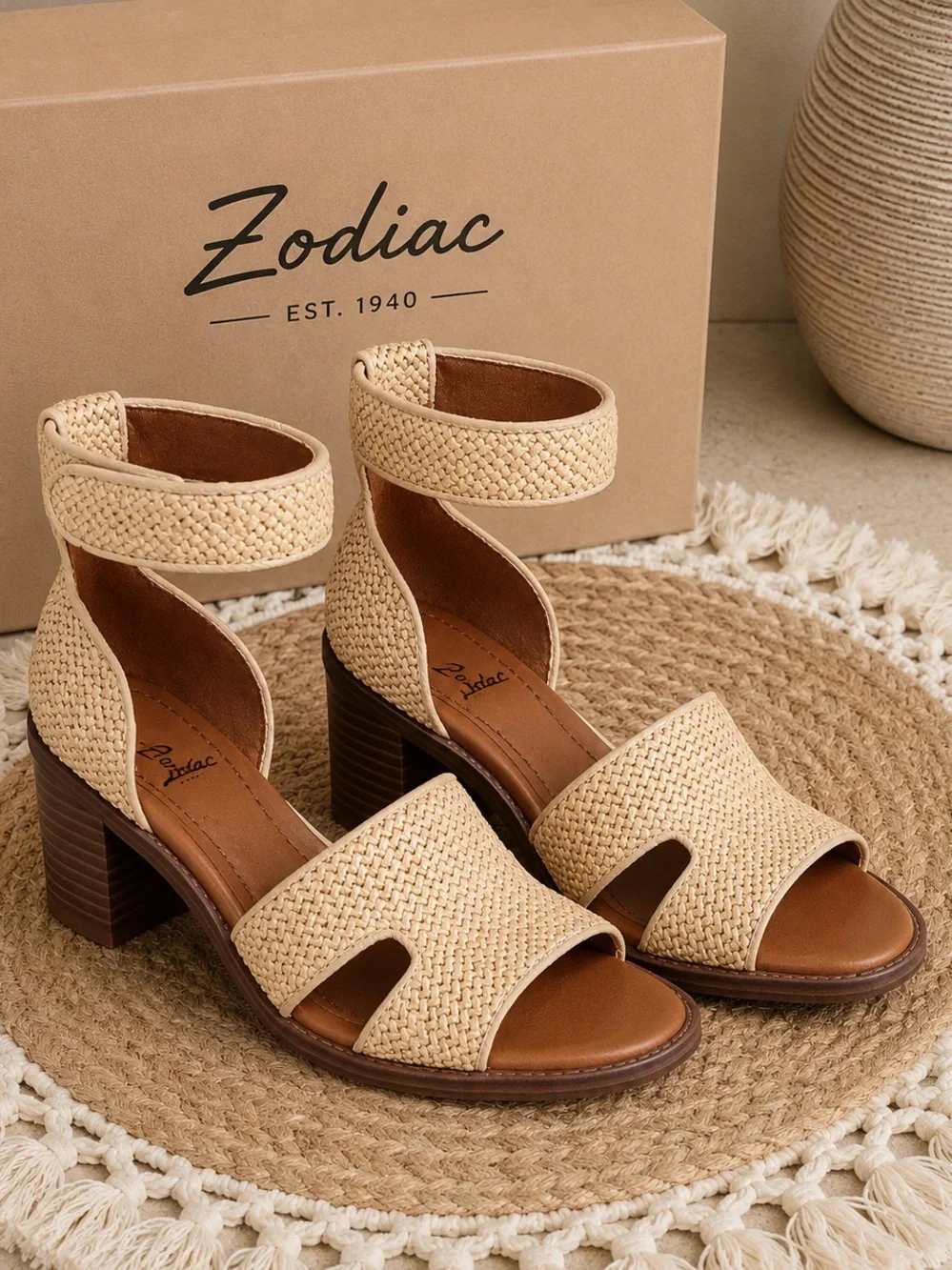 Zodiac IDA Woven‎ Raffia Block Heel Sandals Beige Ankle Strap SZ 8